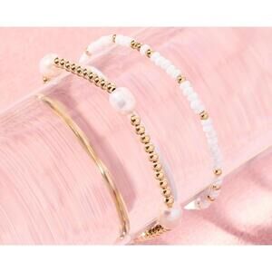 NEW BEADED BLONDES women's poppi pearl luster bracelet stack - petite in gold/ w